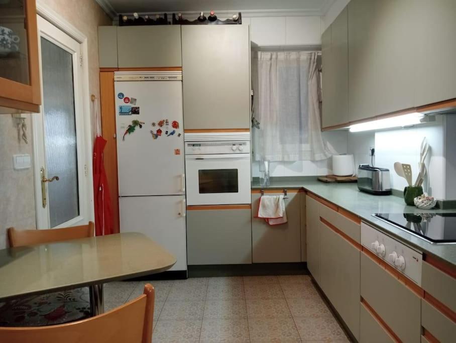 Atico Con Terraza En El Centro De Vigo Lejlighed Eksteriør billede